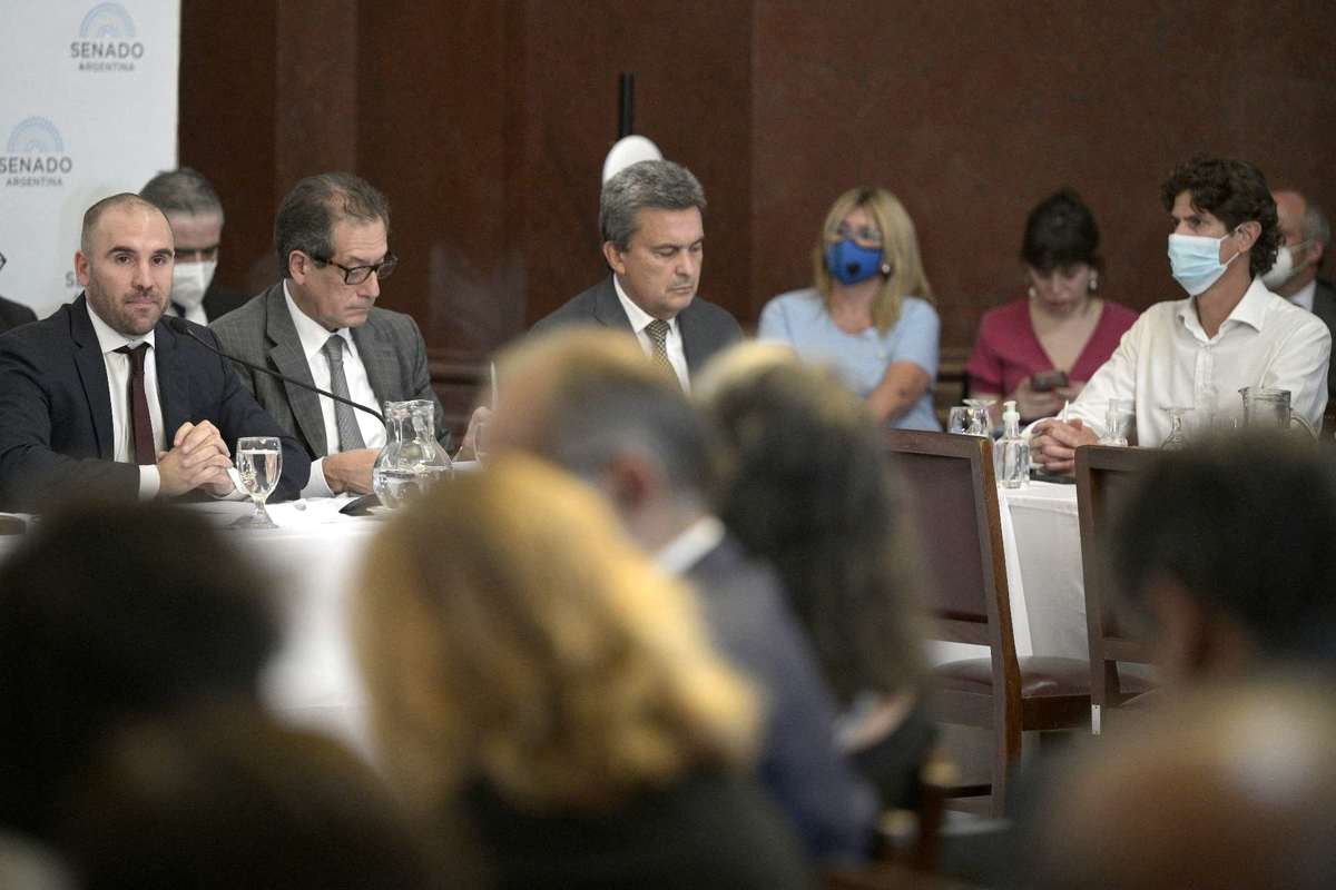 Argentina logra una extensión de tiempo en su deuda con el Club de Paris (AFP)