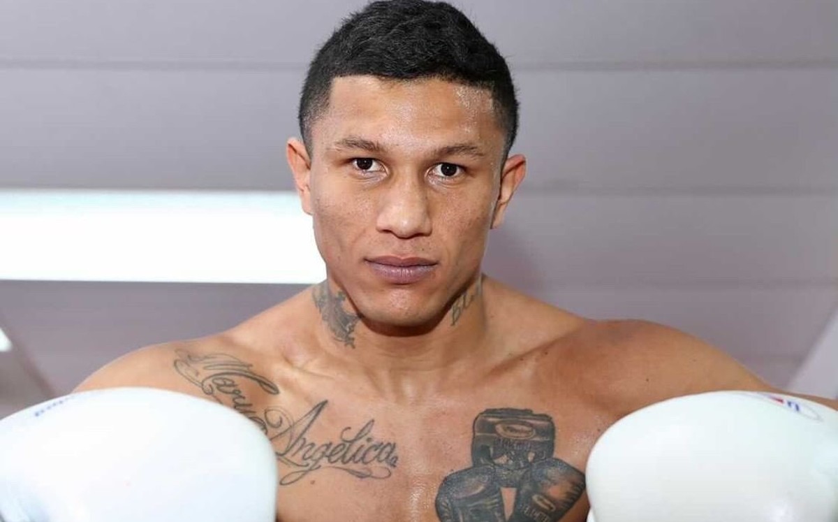 Miguel Berchelt amenaza a boxeadores ligeros en su regreso a los cuadriláteros (Twitter:@AlacranBerchelt)