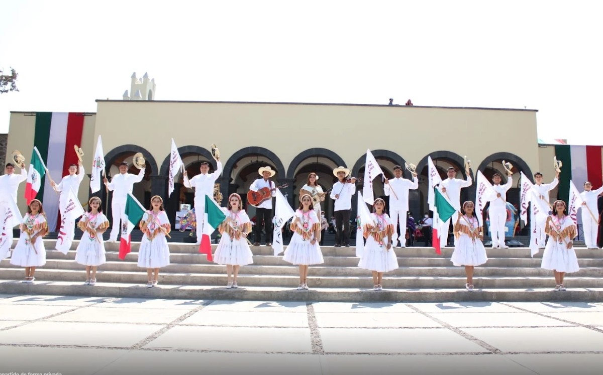 Ballet pone en alto el nombre de Pánuco en la inauguración del  AIFA