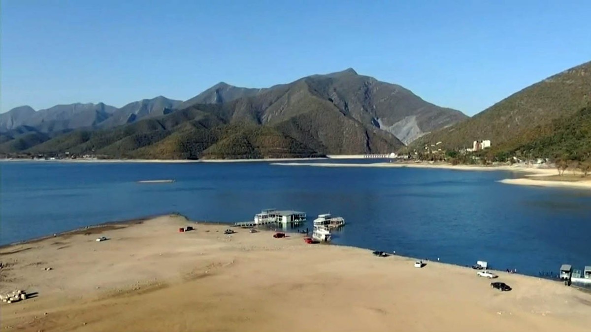 Crisis de agua en Monterrey se alargará por lo menos seis meses