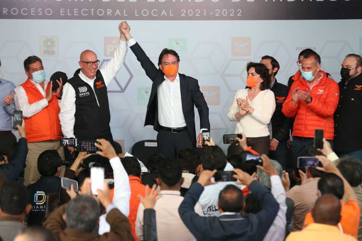 Francisco Xavier Berganza registra su candidatura en el IEEH. (Jorge Sánchez)