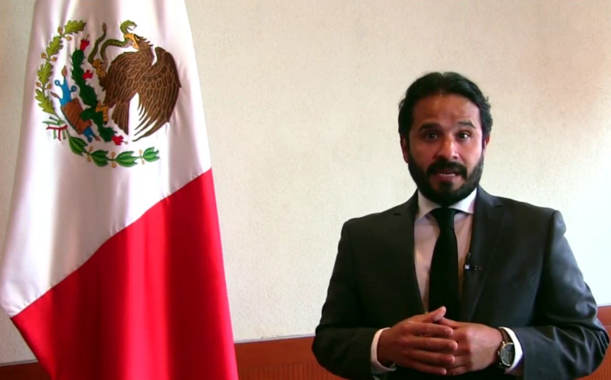 Moreno Báez es diplomático de carrera desde 2012 y defensor de derechos humanos. | Captura