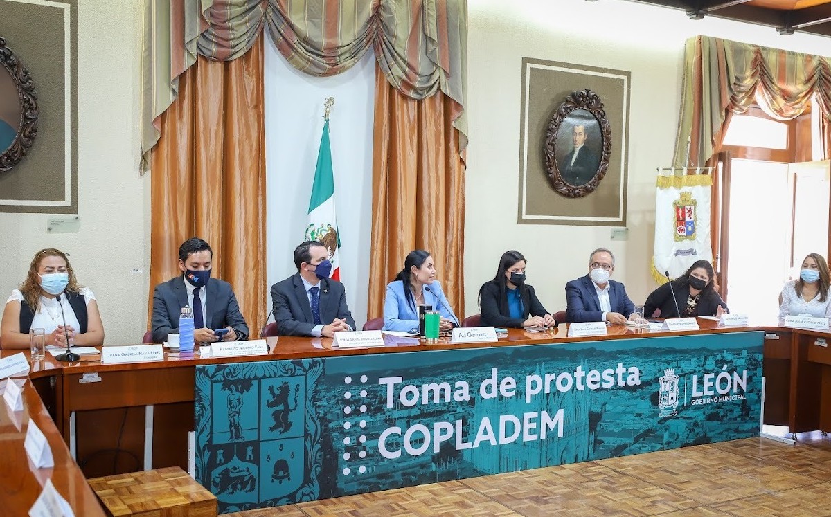 La alcaldesa destacó que en la actualidad la tarea más importante es hacer que León crezca / Cortesía