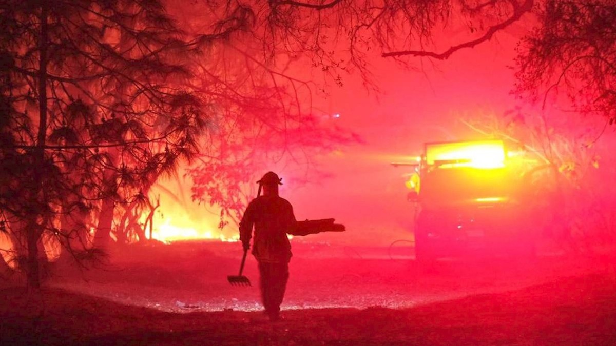 Controlan incendio en bosque La Primavera; sigue alerta atmosférica
