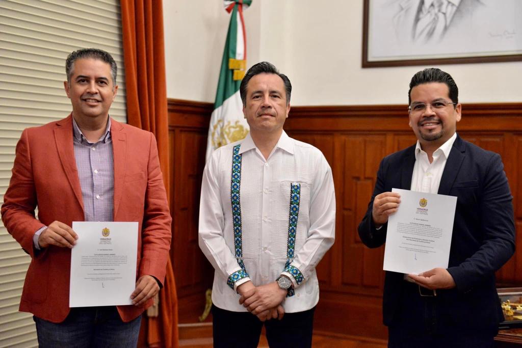 Se tomó protesta a nuevo funcionario. (Isabel Zamudio)