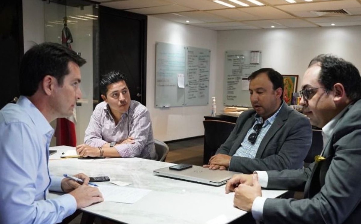 El secretaría de Economía de Sinaloa se reunió con directivos de Caxxor. | Twitter