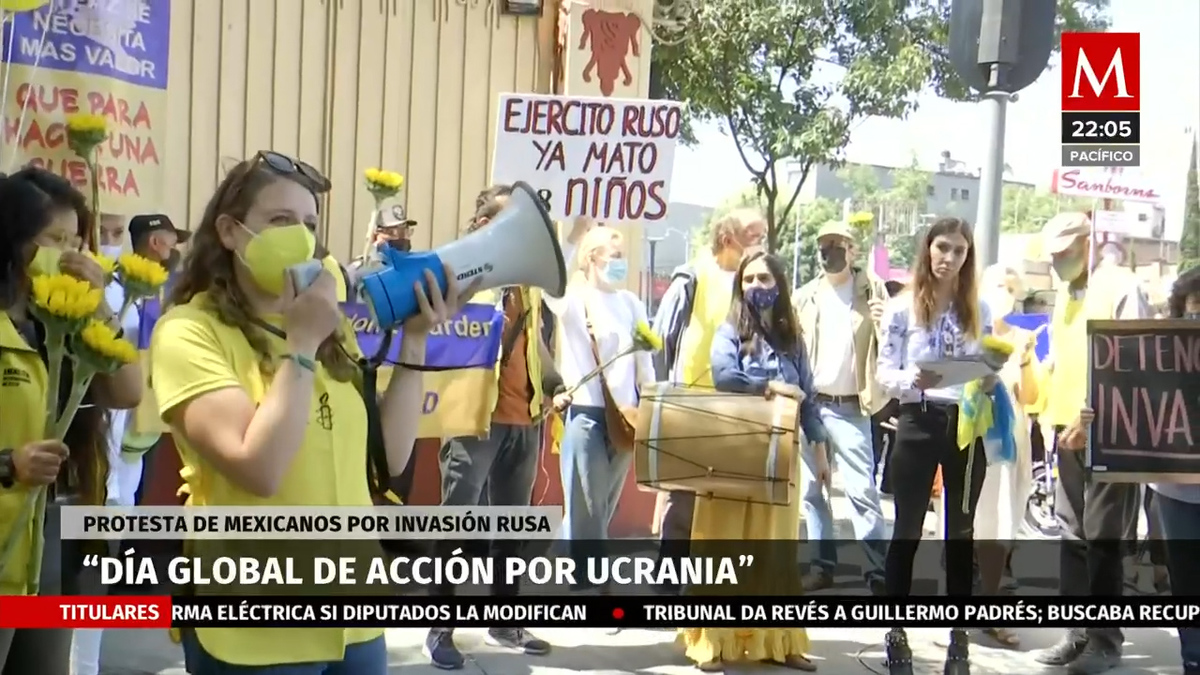 Activistas y comunidad ucraniana realizan protesta por guerra