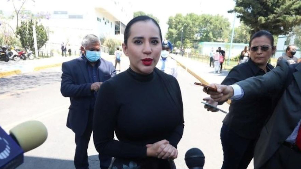 Me disculpo, pero no reconozco hechos: Sandra Cuevas retomará actividades tras acuerdo con policías