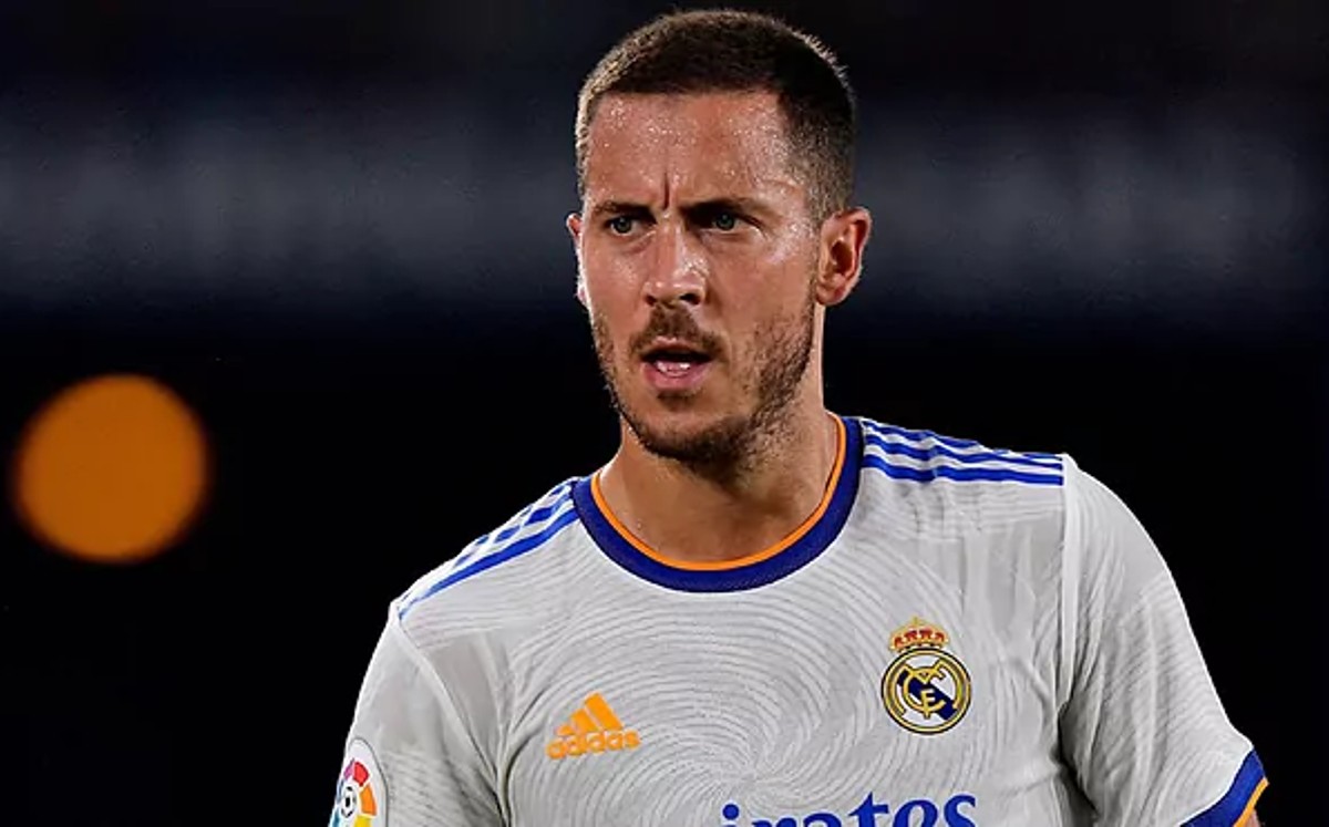 Eden Hazard será operado por una placa en el peroné (Reuters)