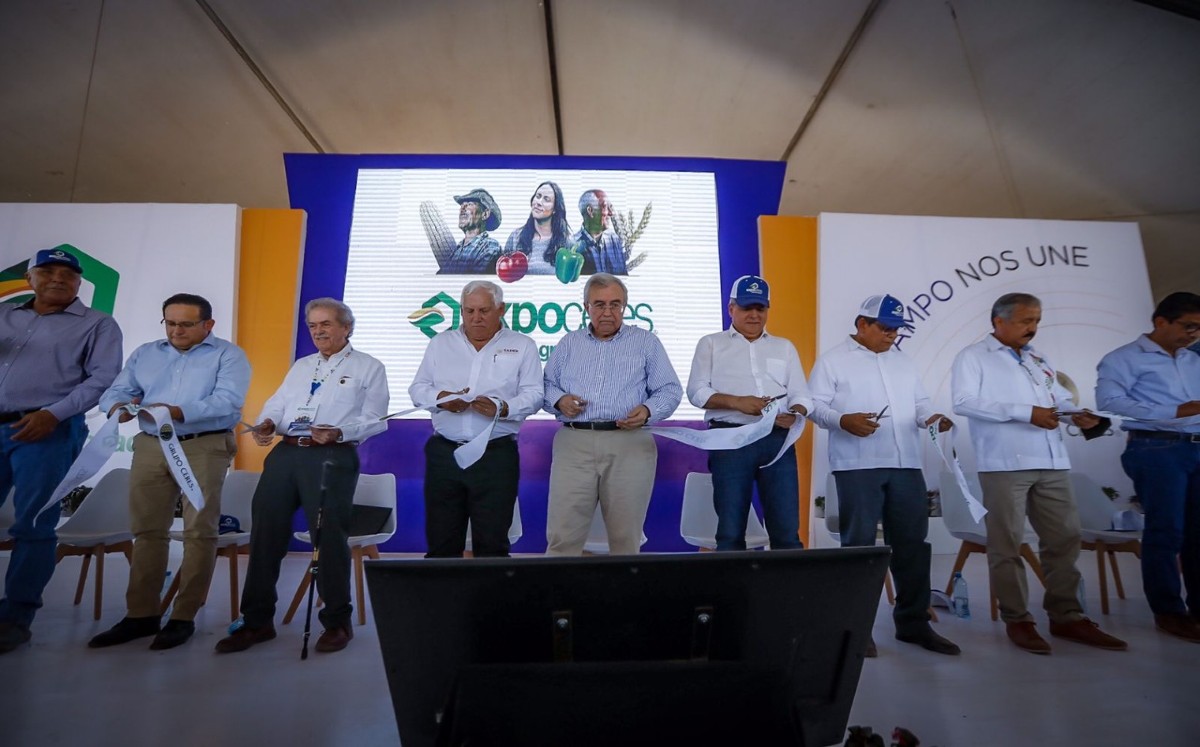 Gobernador inaugura la Expoceres 2022, junto con el secretario de Agricultura