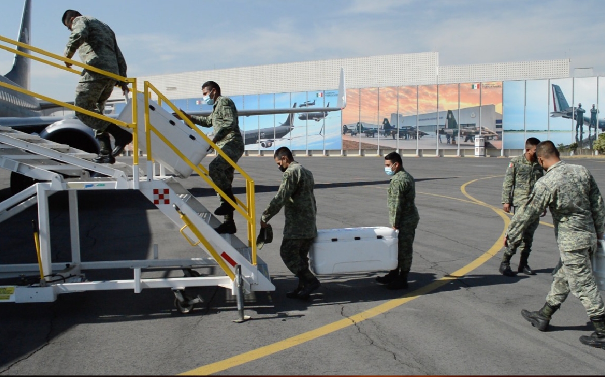 Personal militar inició la distribución de vacunas contra el covid en el 10 estados. | Especial