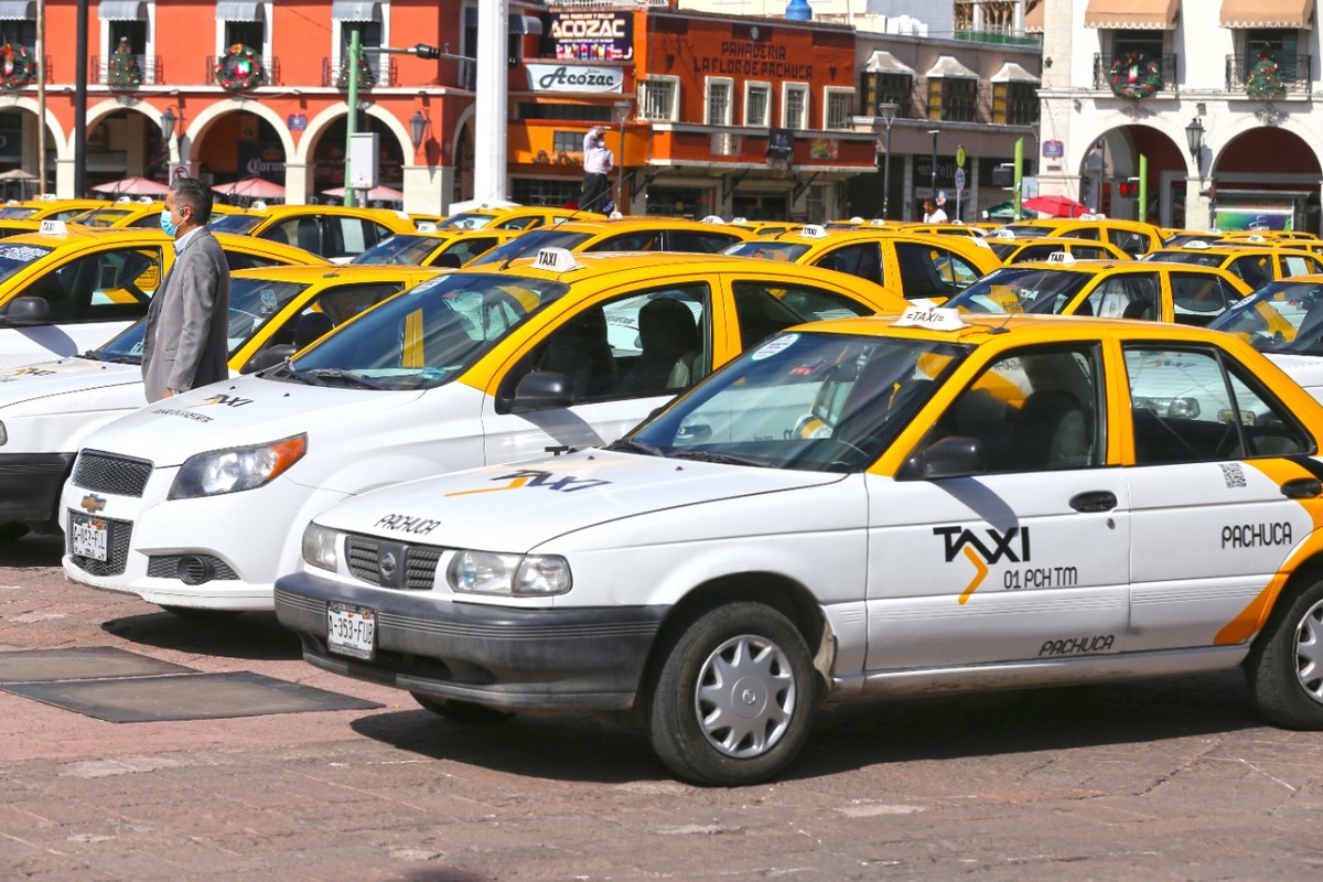 Entre lo más robado en Hidalgo con los taxis, autos y motonetas. (Jorge Sánchez)
