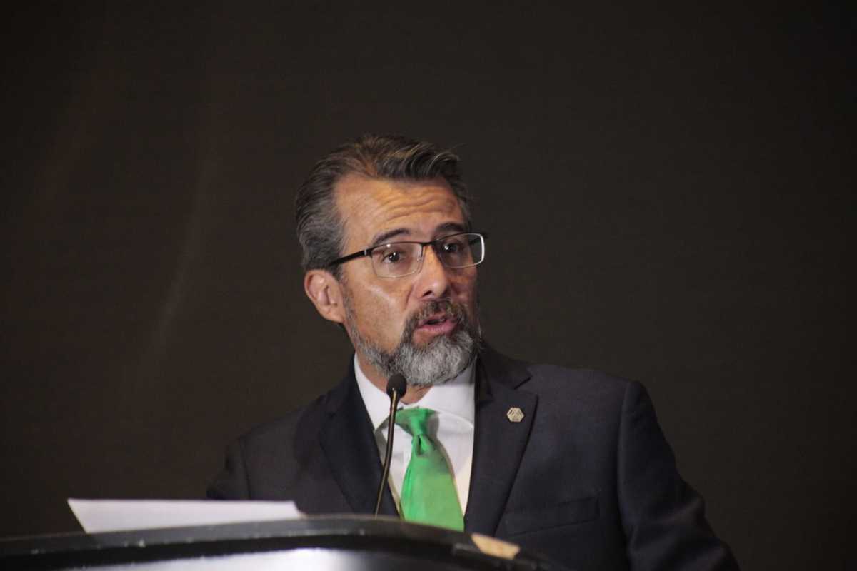Rubén Furlong Martínez | Andrés Lobato