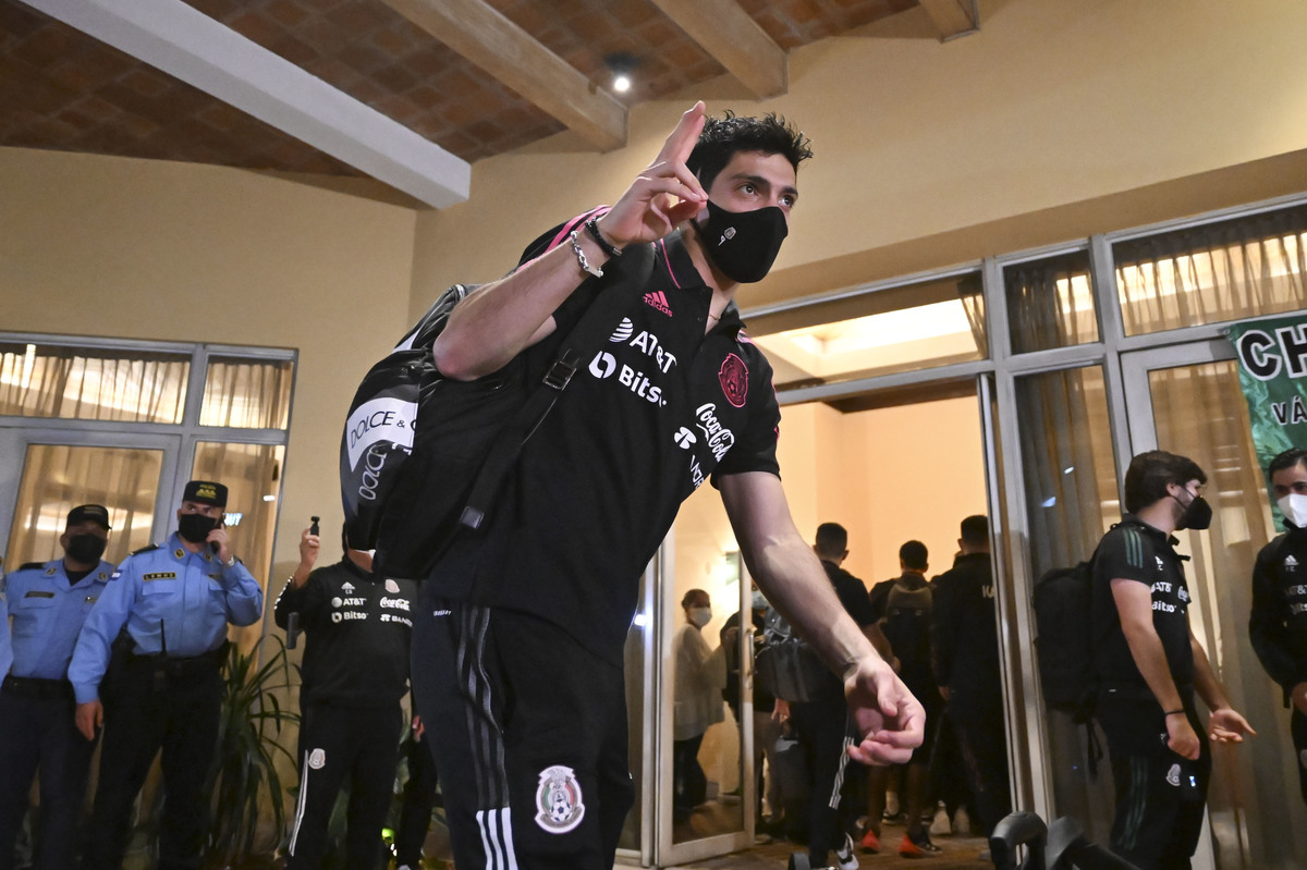 Selección mexicana llega a Honduras sin Gerardo Martino (Imago7)