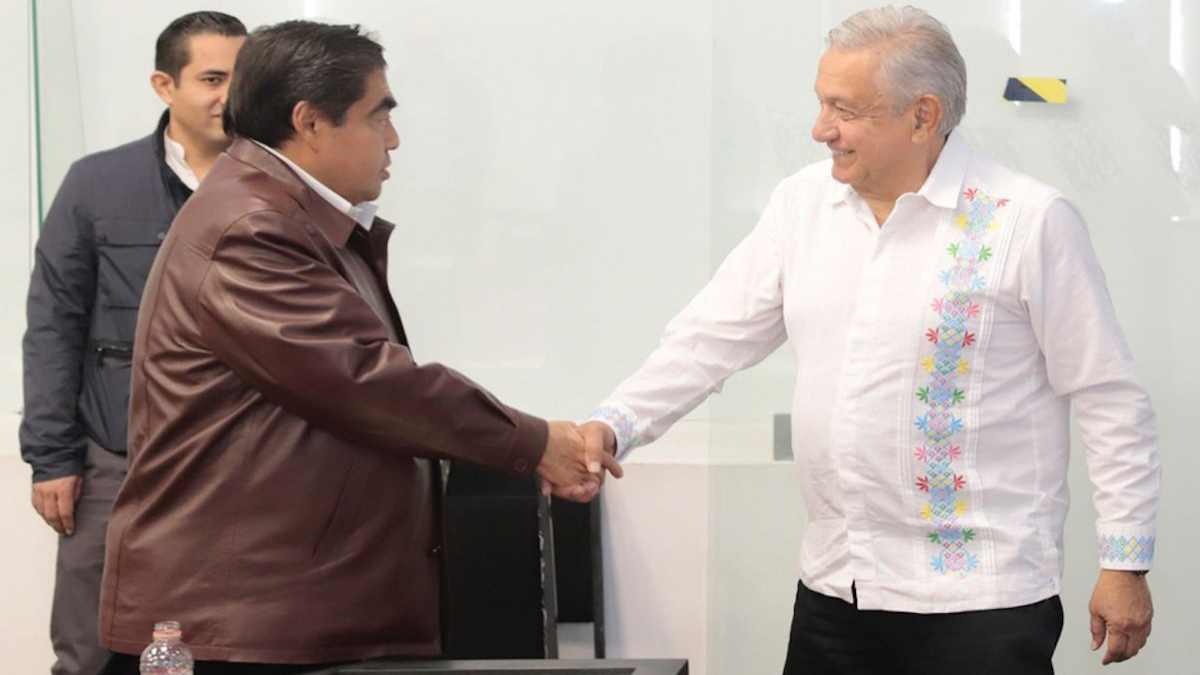 Con máxima discreción, AMLO se reúne con Barbosa en Casa Aguayo