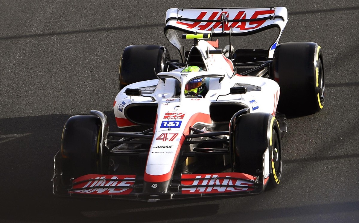 Mick Schumacher sufre aparatoso accidente en calificación del GP de Arabia Saudita (EFE)