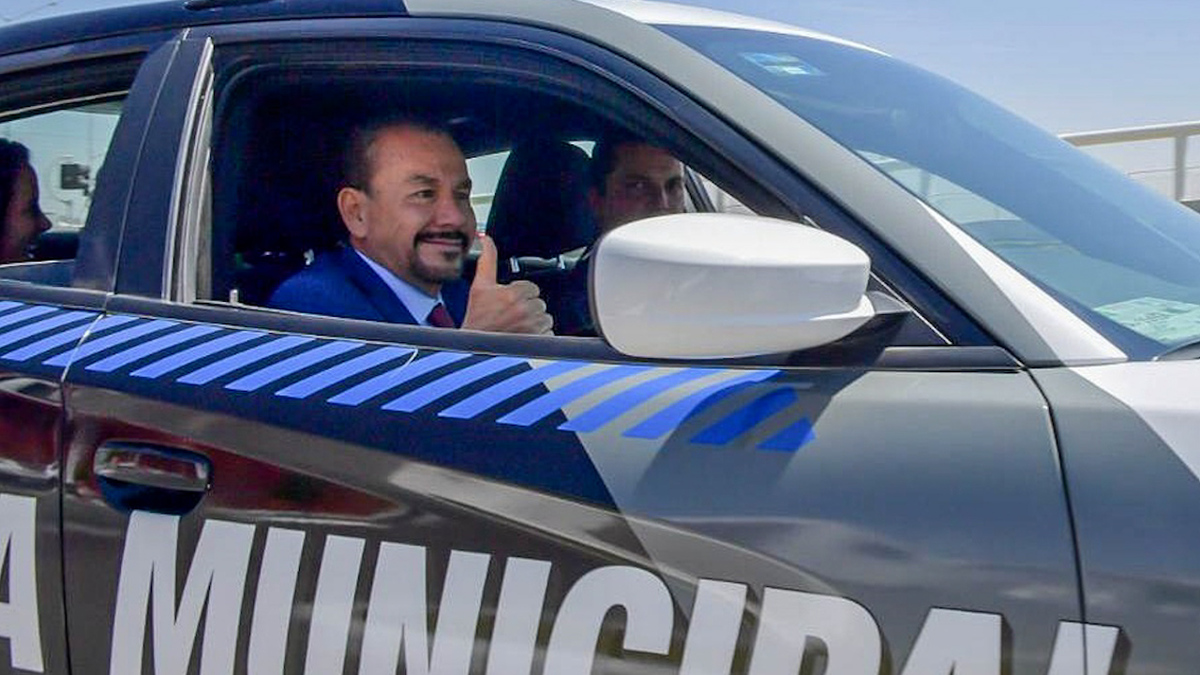 Refuerzan seguridad en Atizapán con entrega de 150 patrullas