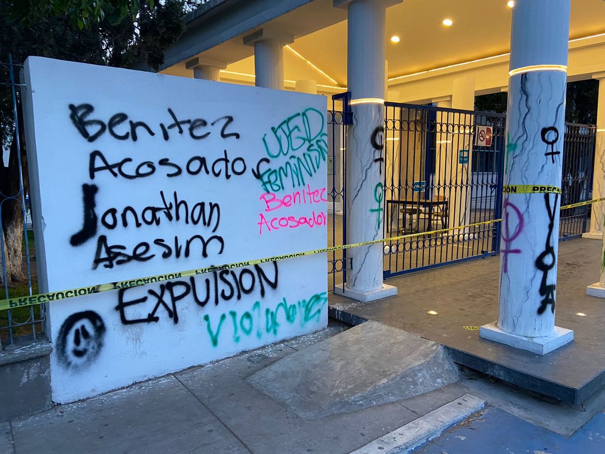 Se volvieron a manifestar grupos feministas por sororidad a Berenice. (Especial)