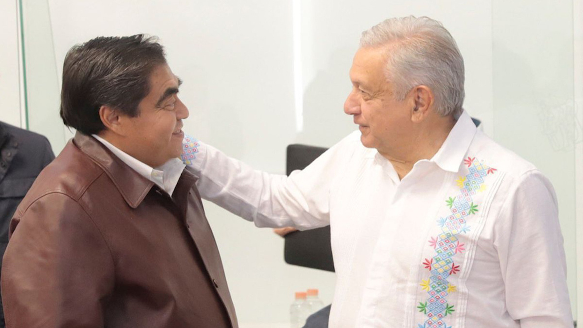 En Puebla tiene todo el apoyo: Barbosa a AMLO tras reunión