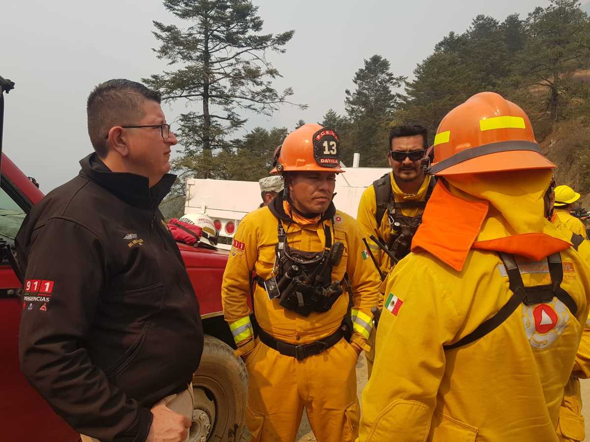 Se extiende incendio en sierra de Santiago a Lagunillas y La Camotera. Foto: Especial
