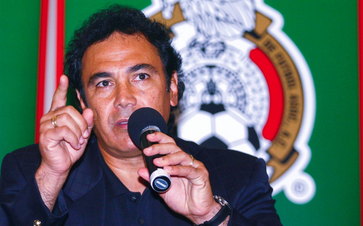 Hugo Sánchez en su etapa como DT del Tri (Mexsport)