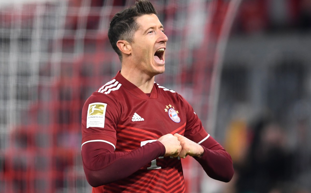 Robert Lewandowski tendría un principio de acuerdo para llegar al Barcelona (AP)