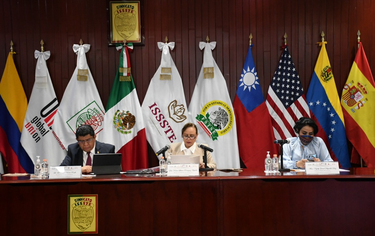 Sindicato del ISSSTE define pago a 130 profesionales por riesgo de trabajo en pandemia