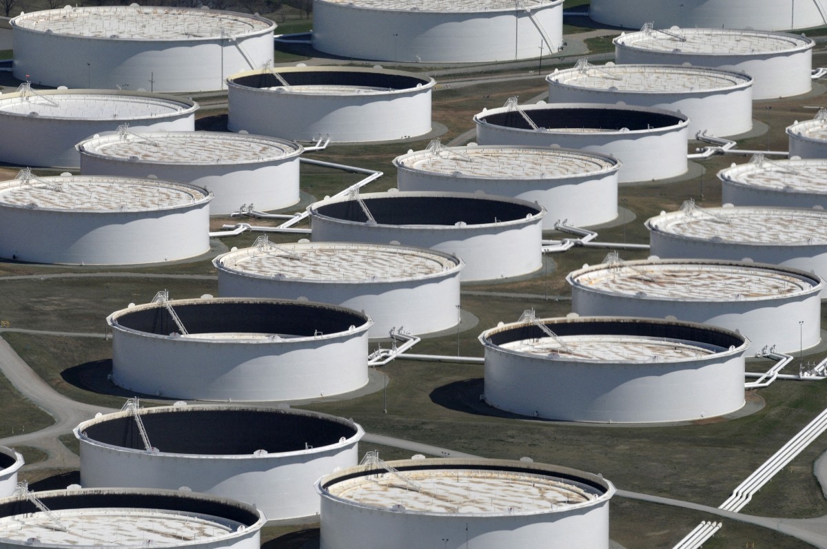 Se mantiene la producción de petróleo en manos privadas, de acuerdo con al Amexhi. (Reuters)