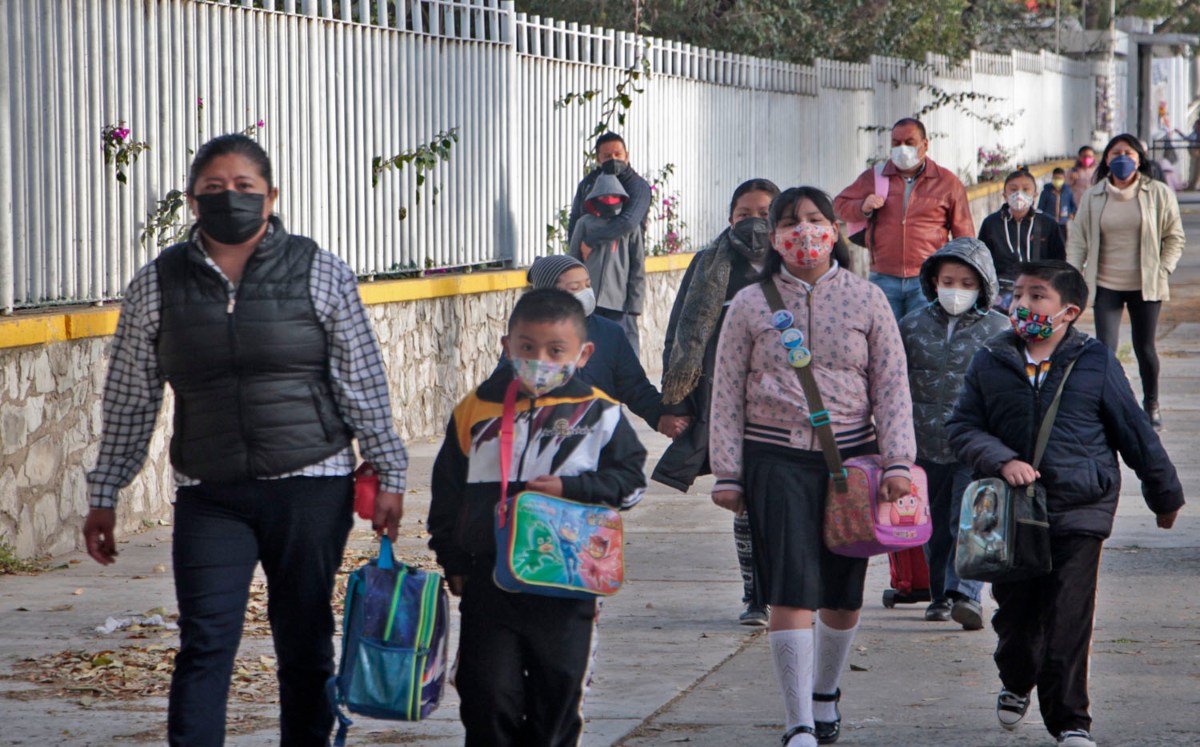 Clases presenciales en Puebla activan el PIB | Melanie Torres