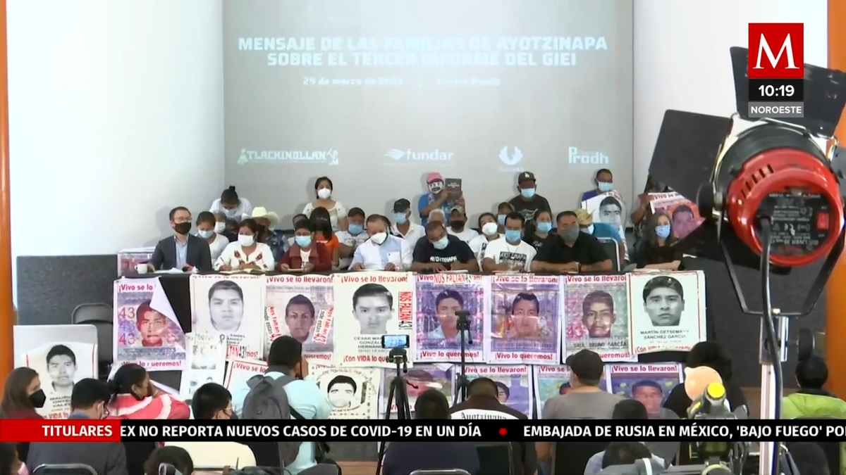 Familiares de los normalistas de Ayotzinapa reaccionan al mensaje de GIEI