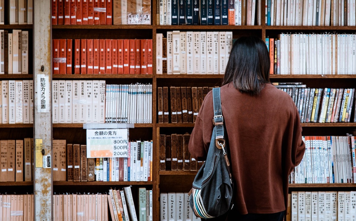 El principal objetivo es beneficiar al mejoramiento socioeconómico de las estudiantes.