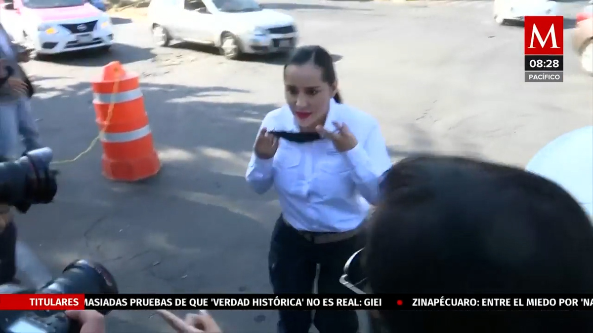 Sandra Cuevas llega al Reclusorio Norte para una nueva audiencia
