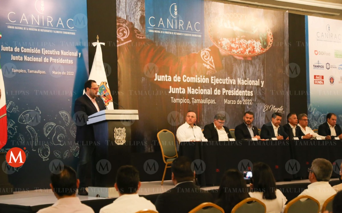 Junta de la Comisión Ejecutiva Nacional del Canirac en Tampico. (Yazmín Sánchez)
