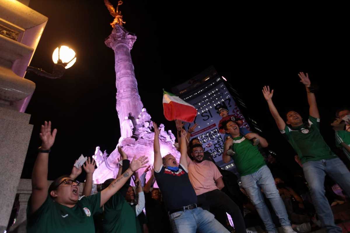 Mexicanos celebran el triunfo de la Selección | Jesús Quintanar