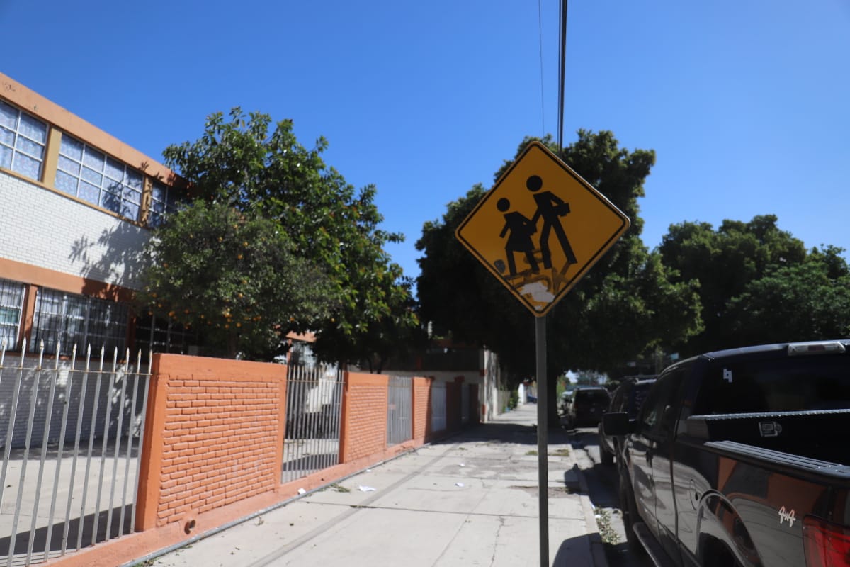 El paro laboral deja sin clases a alrededor de 10 mil alumnos en La Laguna de Durango | Rolando Riestra