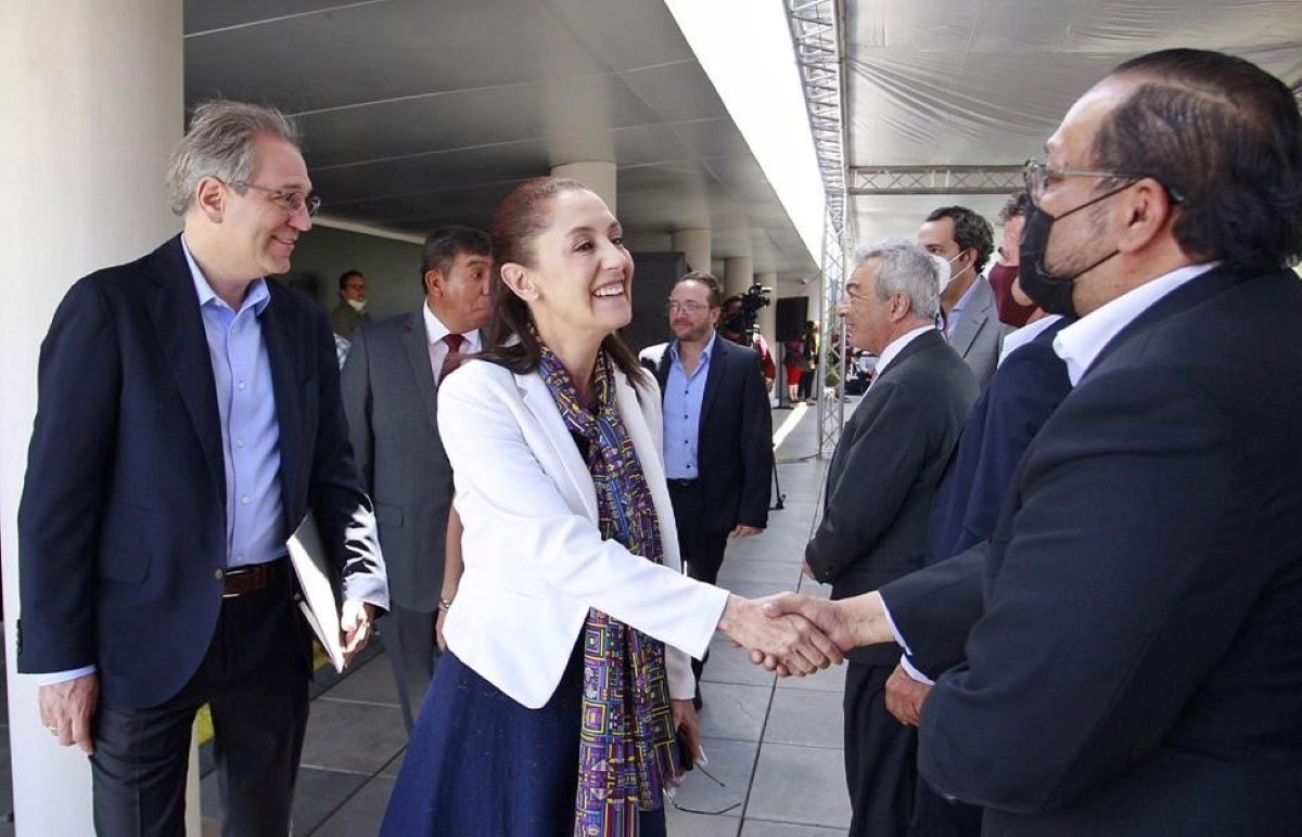 Sheinbaum presentó los acuerdos para coadyuvar en la reactivación económica del sector inmobiliario. | Especial