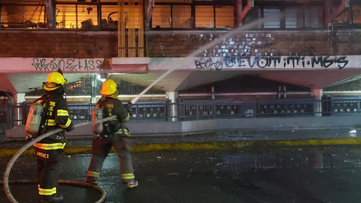 Alcalde de Guadalajara se pronuncia tras incendio en mercado San Juan de Dios