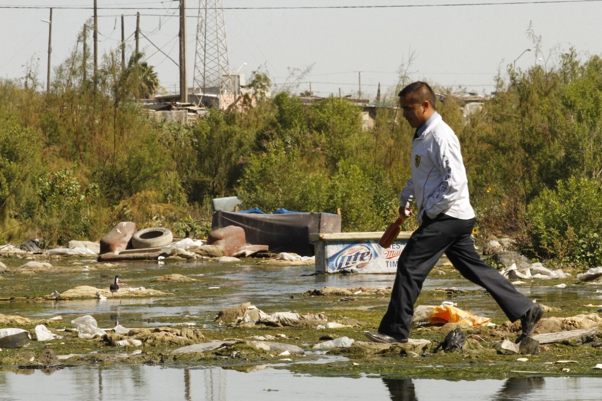 Contamina río Pesquería, Nuevo León, cuatro municipios. Foto: Roberto Alanís.