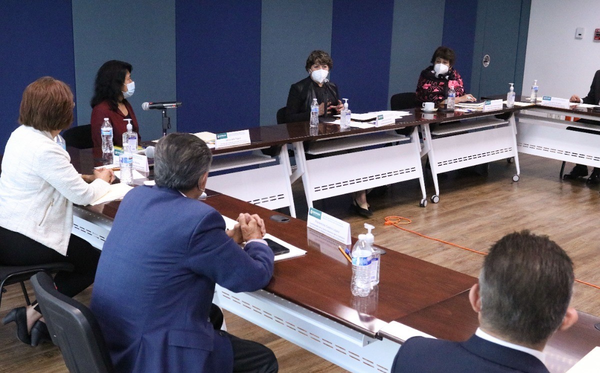 Delfina Gómez compartió que el diseño curricular se está revisando a través de asambleas. | Especial