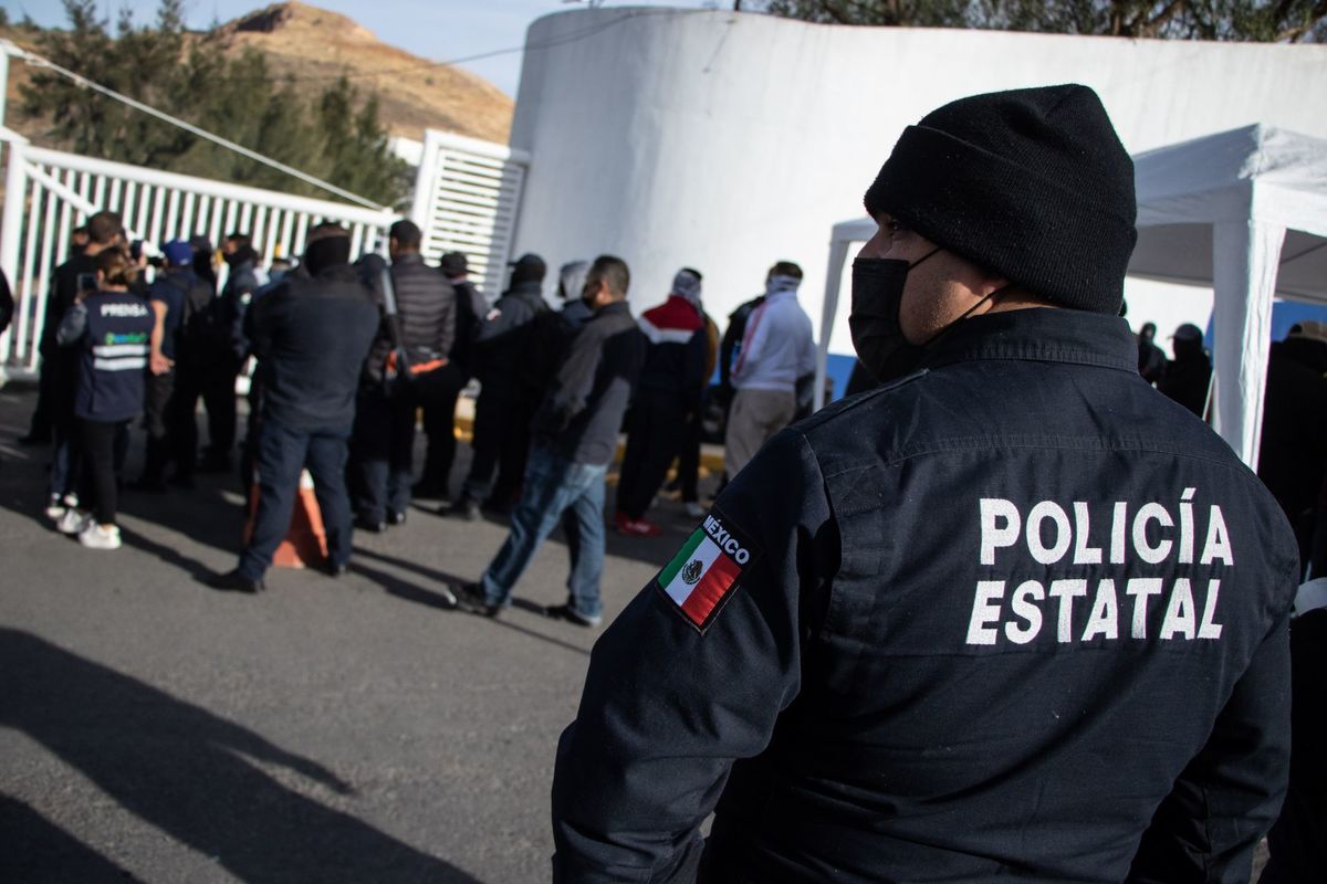 Elementos de la policía acusaron que fueron despedidos por exigir mejores condiciones laborales. | Archivo Cuartoscuro