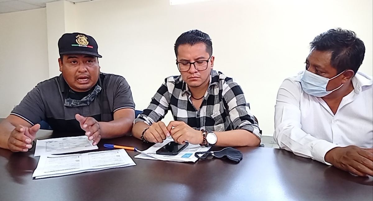 Dan acompañamiento a comerciantes para evitar asaltos en carreteras en Tlacotepec de Benito Juárez | Especial