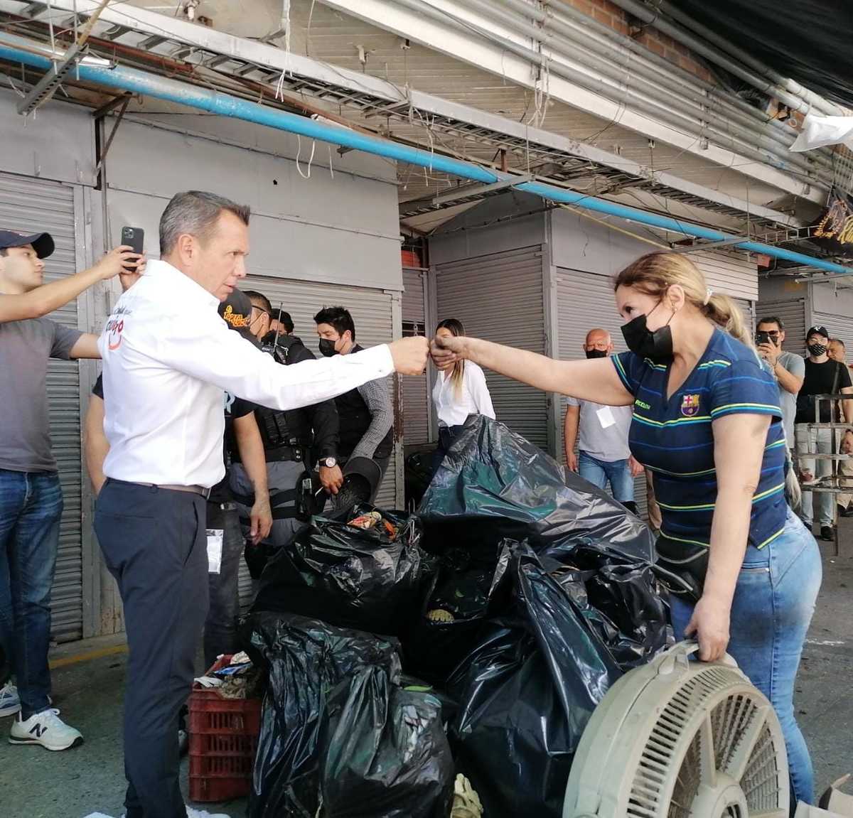 Pablo Lemus anuncia posible reapertura del mercado San Juan de Dios (Josefina Ruiz)