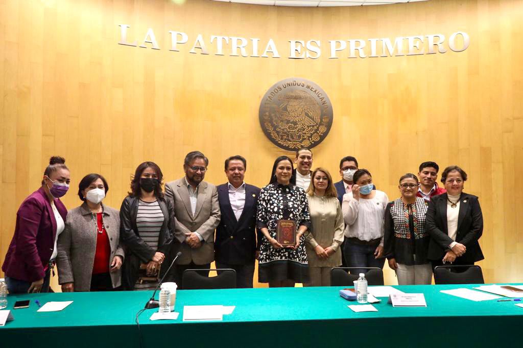 La secretaria estuvo de visita en la Cámara de Diputados. (Tomada de @A_MontielR)