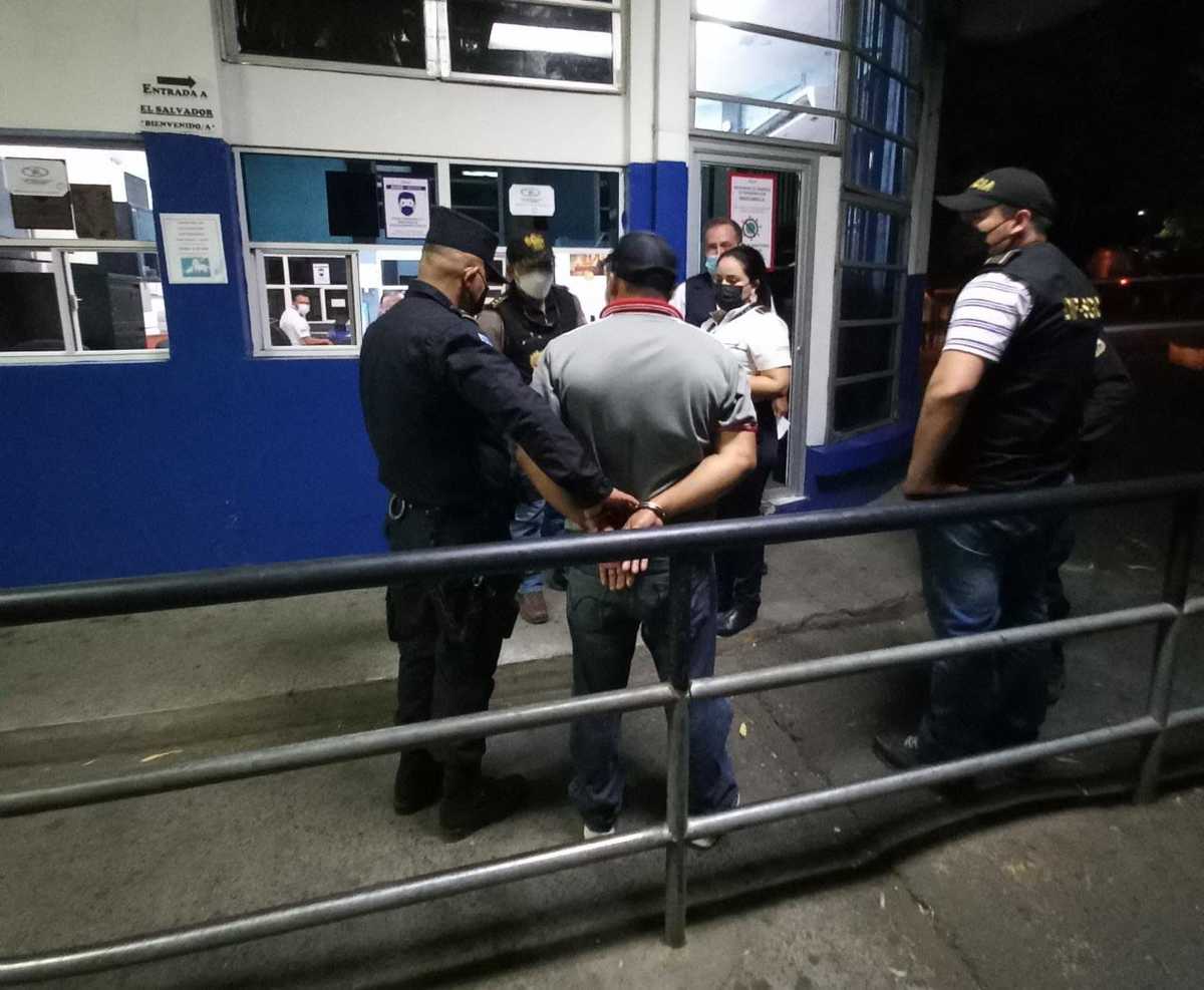 Salvadoreño detenido por la policía de Guatemala. (Twitter @PNCdeGuatemala)