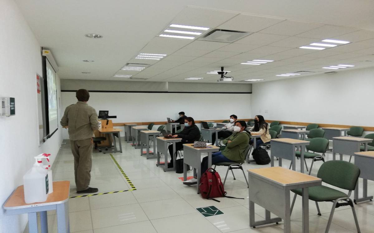 Acompañamiento y comités de higiene, estrategias para regreso al 100% en 14 mil escuelas | Jaime Zambrano