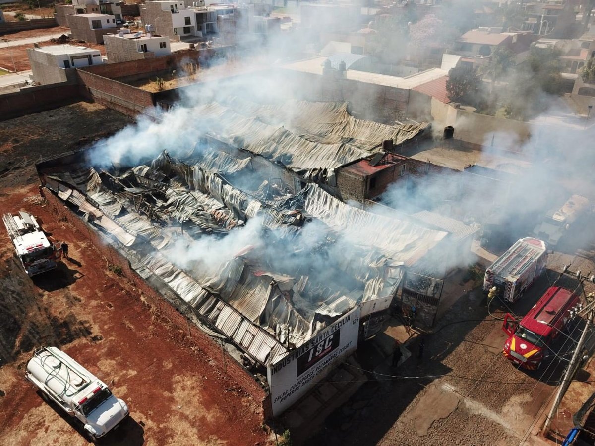 Protección Civil atiende reporte de incendio en Tepatitlán
