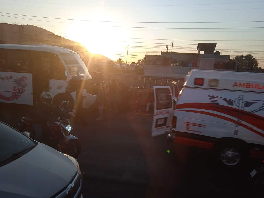 Cuerpos de emergencia arribaron al sitio.