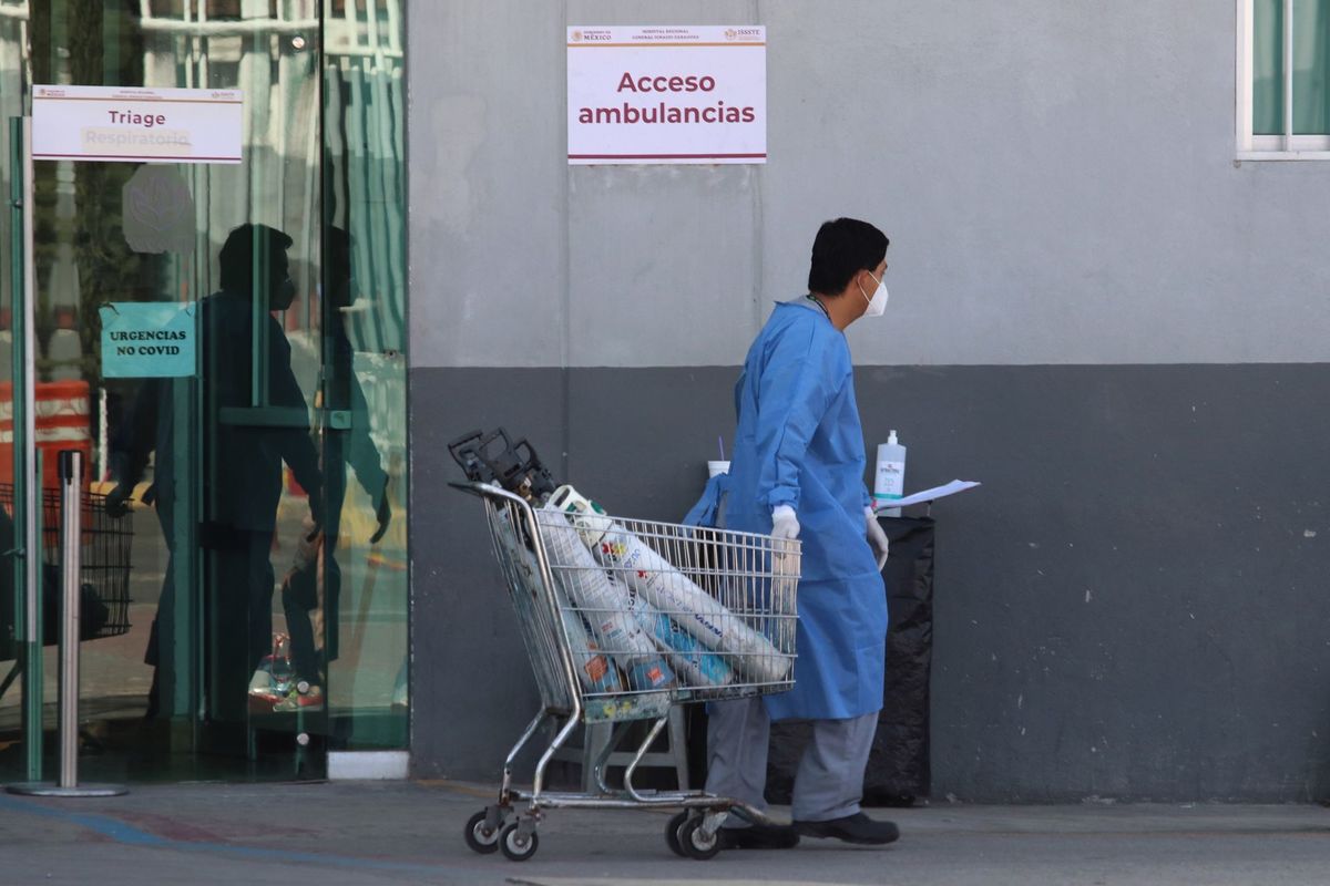 La hospitalización por covid-19 ha descendido en México en las últimas semanas. (Cuartoscuro)