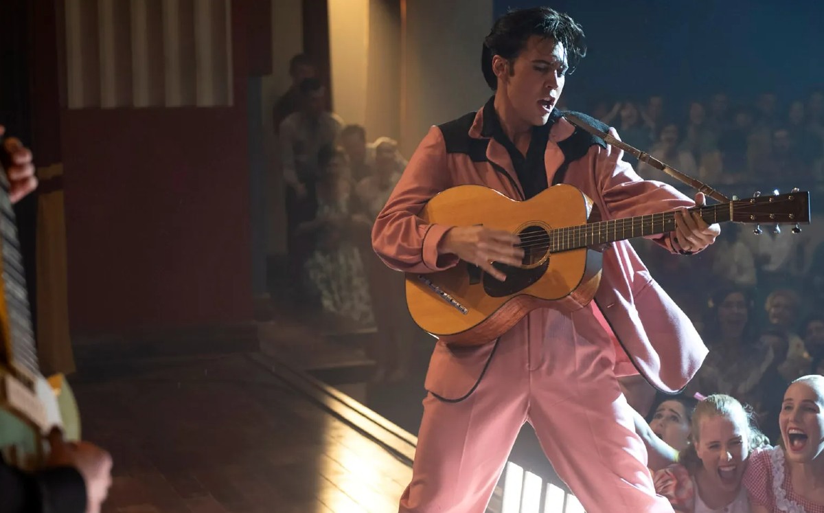 Austin Butler como Elvis Prestley.