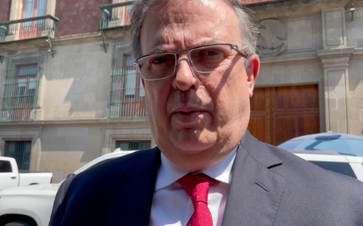 El canciller Marcelo Ebrard al salir de Palacio Nacional. | Especial